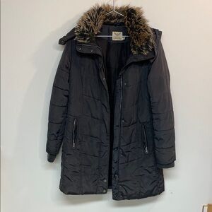 Faded glory brand Womens Black Puffer Coat with Faux Fur Hood size:L